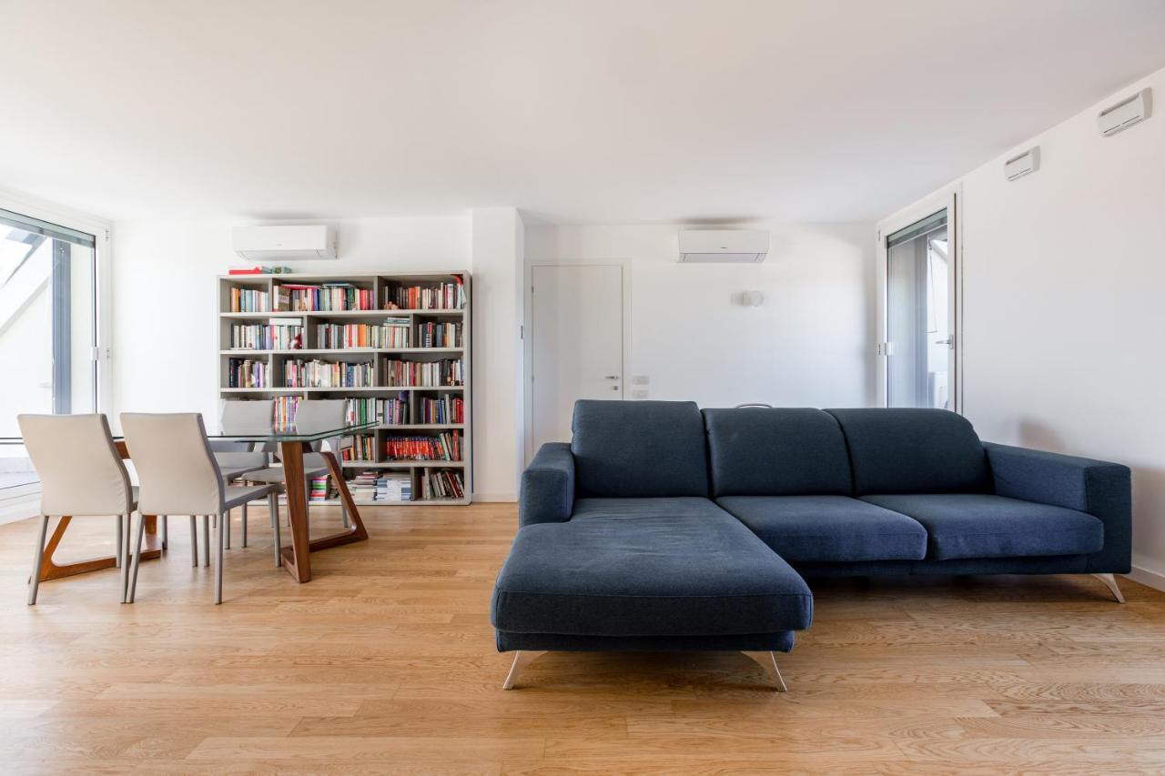 Modern Apt With Terrace, Wifi & Ac Милано Екстериор снимка