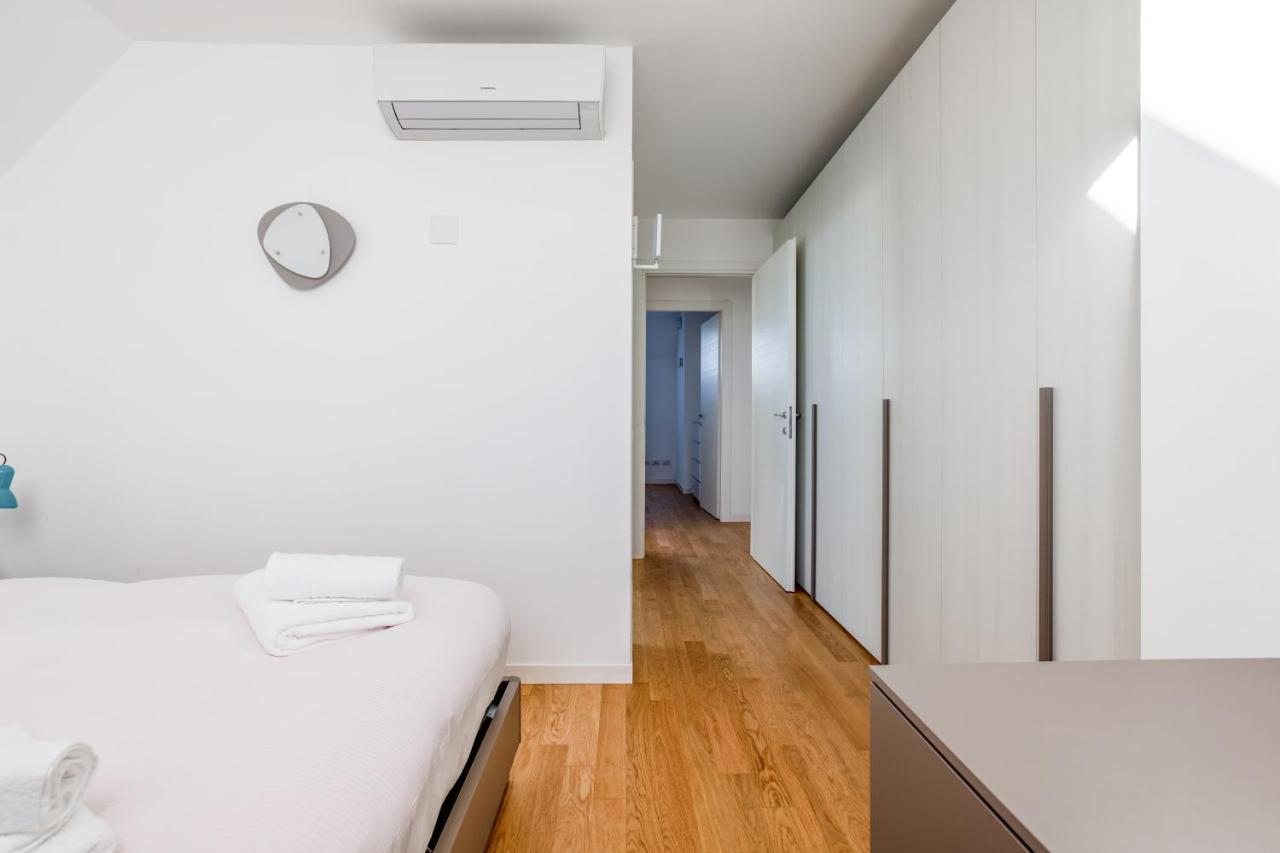 Modern Apt With Terrace, Wifi & Ac Милано Екстериор снимка